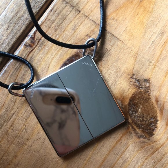 Hermès Infinity Dual Necklaces (Authentic w/Box) - Picture 3 of 9